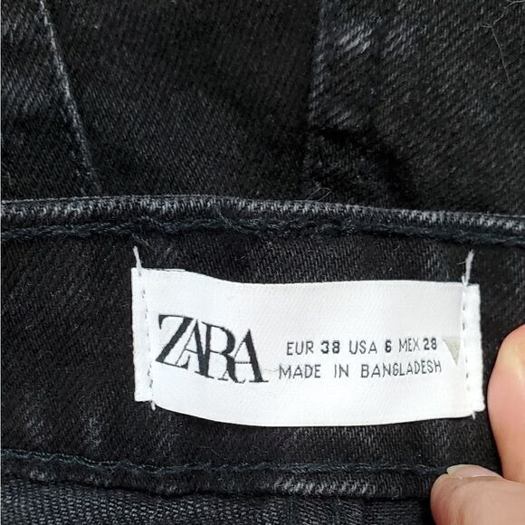 Zara Black Cut Off High Waisted Shorts - Picture 4 of 4